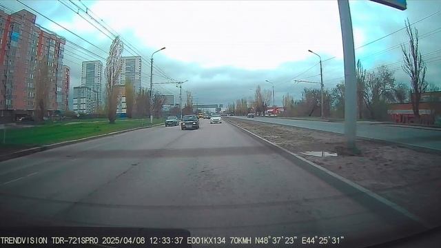 TrendVision TDR-721S EVO PRO - Зад. камера смотреть онлайн