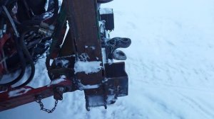 ЮМЗ погрузчик для леса на заднюю навеску (обзор)