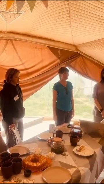 Небольшой корпоратив в нашем глэмпинге🔥😇 #крым #глэмпинг #севастополь #travel #гдеотдохнуть #лето смотреть онлайн