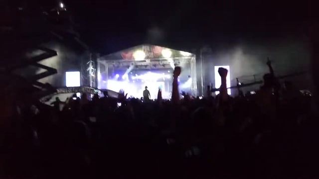 Ляпис Трубецкой - Капитал Минск Рок за бобров смотреть онлайн