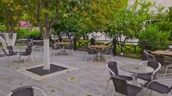Selcukhan Hotel 4*. Территория и бассейн.