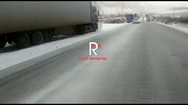 Көк-Бел ашуусунда жүк ташуучу унаалар өтө албайт турат смотреть онлайн