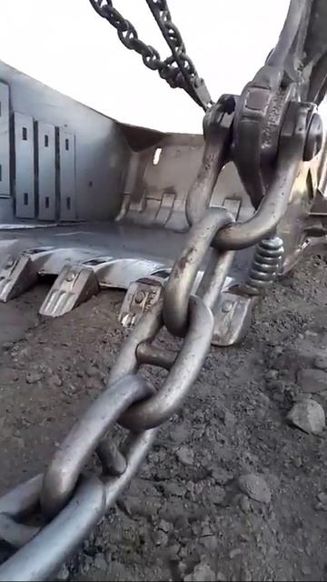 Ковш Самого Большого Экскаватора-40 кубов. смотреть онлайн