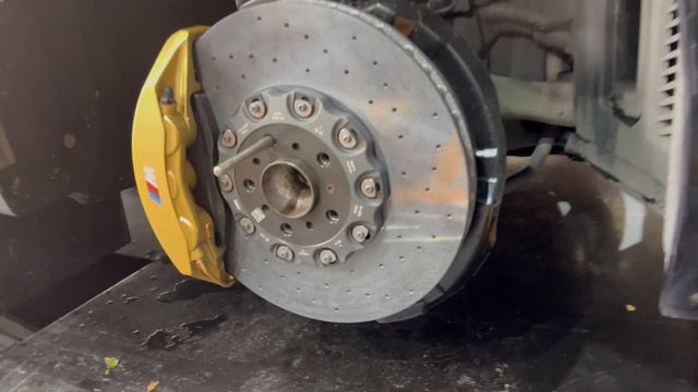 BMW F02 LCI 750li CCB-M5 410mm*38mm Carbon Ceramic Brake 陶瓷碳纖維碟盤煞車系統 смотреть онлайн