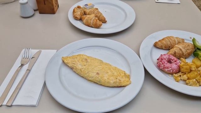 Наш отель. Южный Кипр. Посмотрим? смотреть онлайн