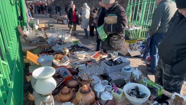 Драгоценности СССР Барахолка Могилева. Деньги из мусора. День второй. Мусорщик и друзья смотреть онлайн