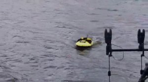 Прикормочный кораблик STEMKID Flytec V020 GPS