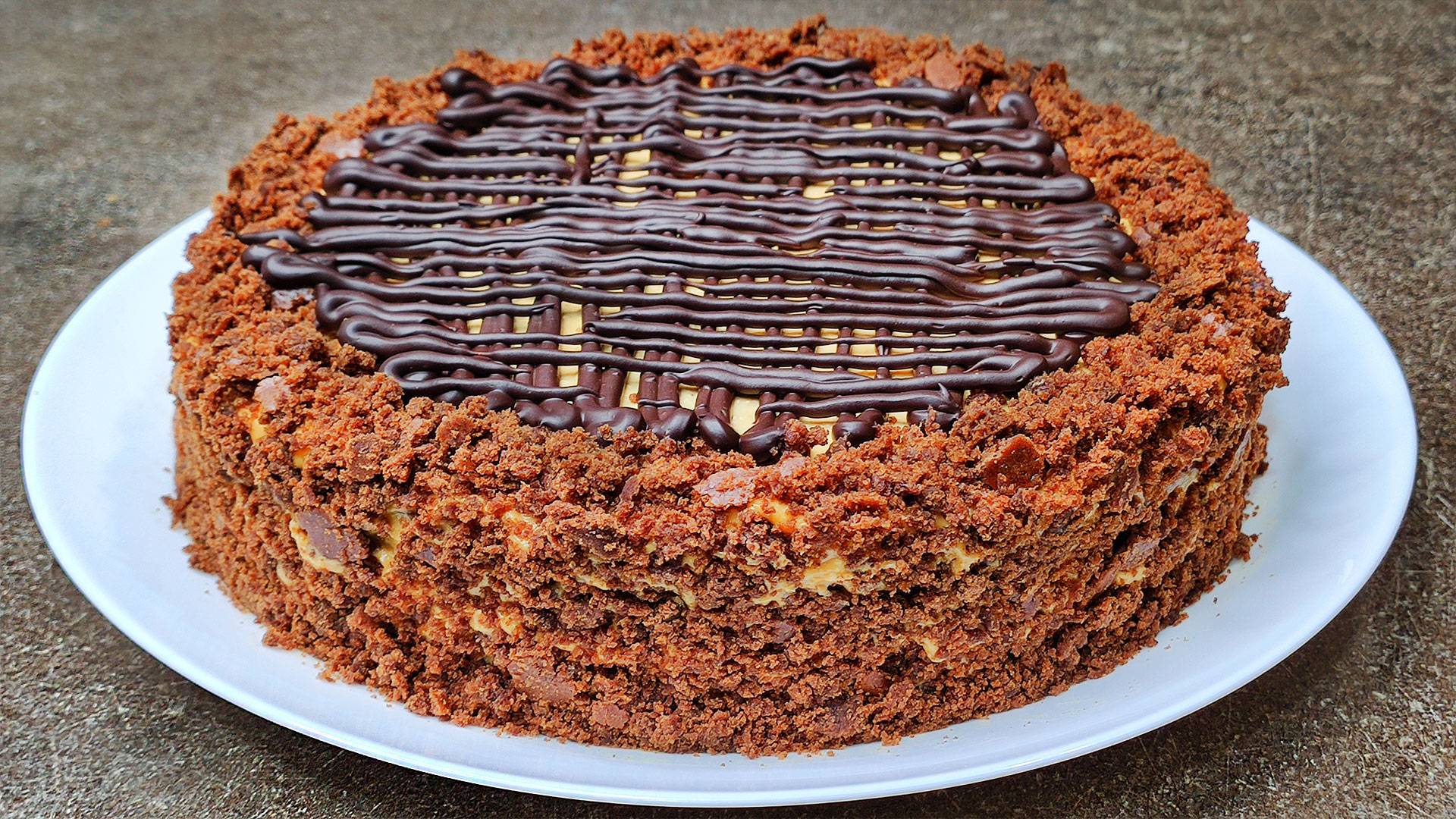 Никто НИ ВЕРИТ, что я готовлю его так просто! "Безумно вкусный" шоколадный торт (с новым кремом). смотреть онлайн