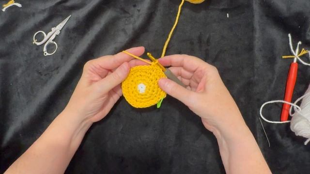 Tuesday Tidbits: Let's Crochet a Citrus Slice Coaster: RIGHT handed смотреть онлайн