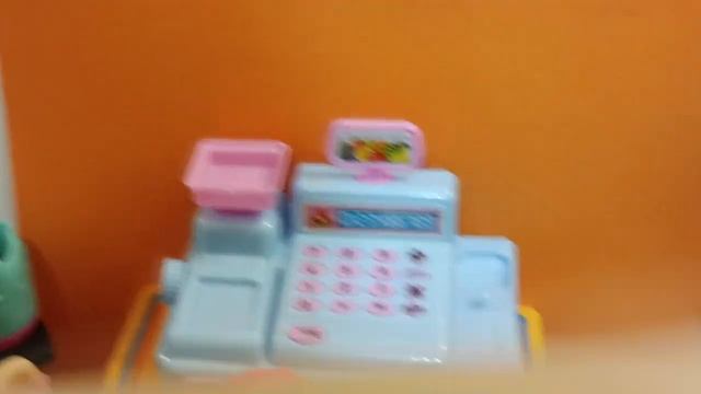 Собачка Лили в кафе Ням Ням смотреть онлайн