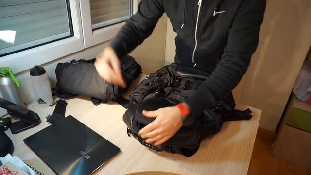 Oakley Kitchen Sink VS Oakley Icon Backpack 2.0 - Review
