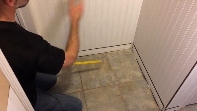 Wainscoting Panel Installation - Finish Carpentry How-to смотреть онлайн