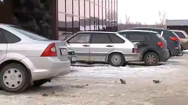 Пензенца обворовали на служебной парковке смотреть онлайн