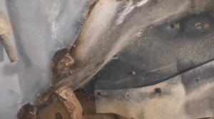 Mitsubishi Pajero 97 года, ремонт порогов и арок... часть 3...