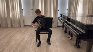 Вл. Золотарёв Соната № 2 
исполняет Михаил Лосьмаков