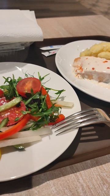 Стрит фуд / Кафе фуд смотреть онлайн