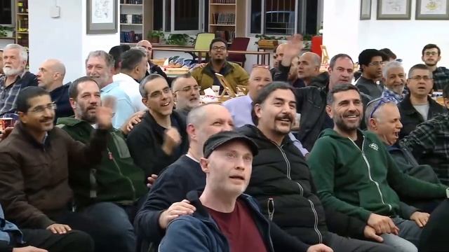 Песня из собрания товарищей 22.01.2023 смотреть онлайн