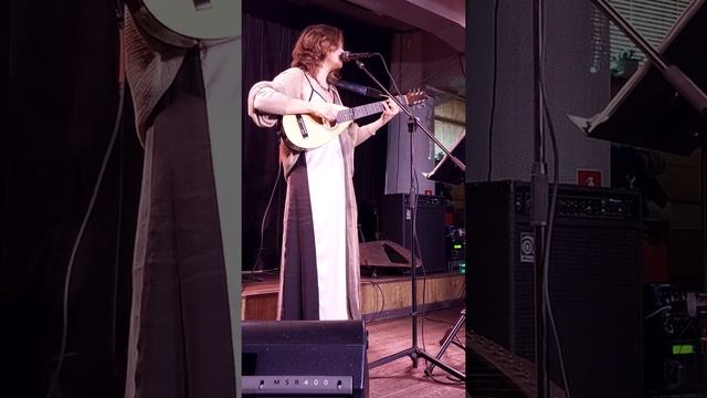 02.10.2021 Елена Фролова. Бард клуб "Гнездо Глухаря". (5й отрывок) смотреть онлайн