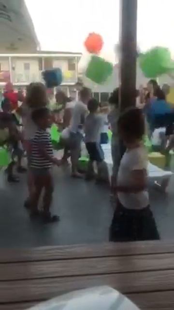 Sea Breeze Resort,Анапа,Джемете,вечером в отеле смотреть онлайн