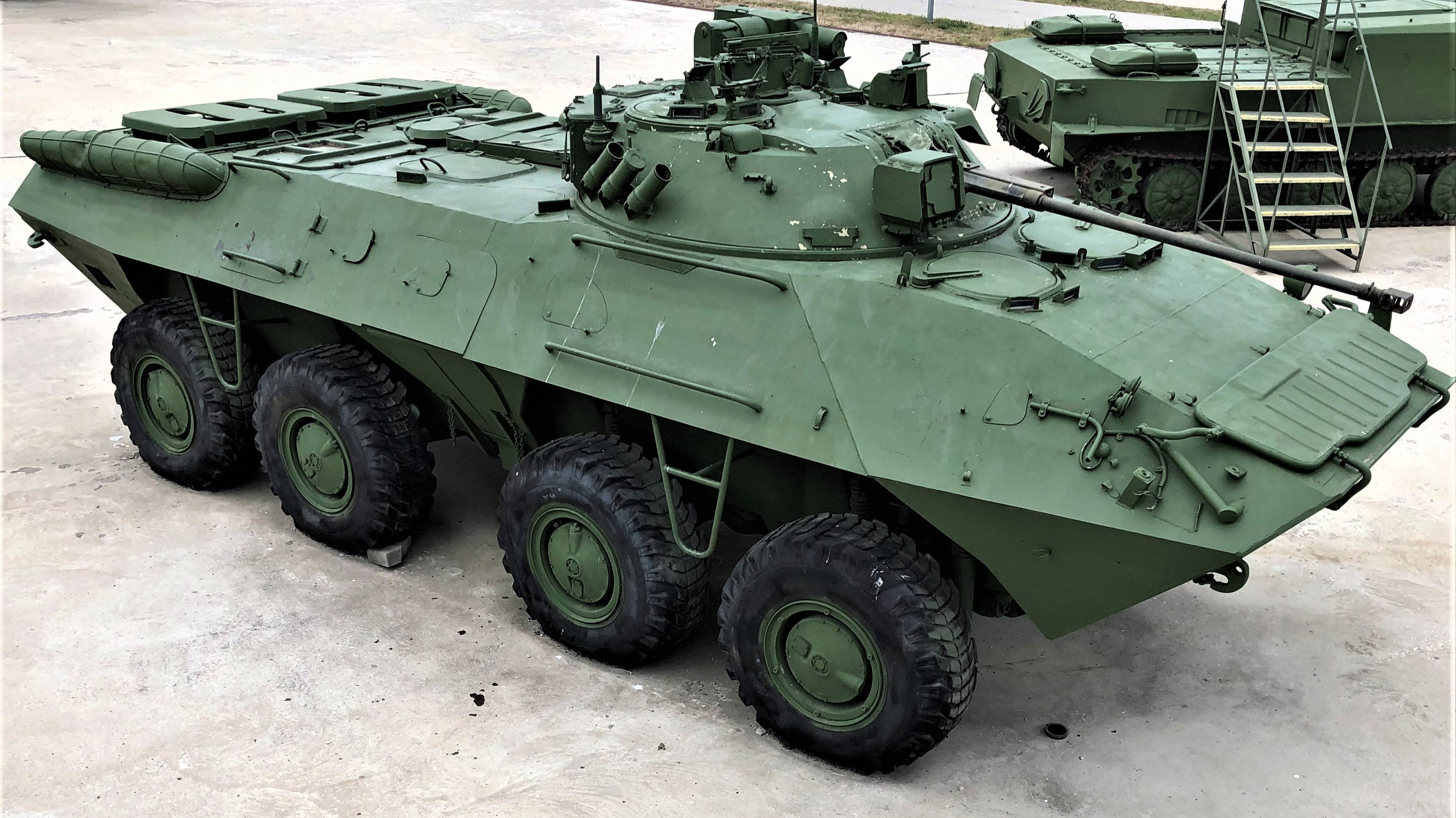 БТР-90 смотреть онлайн