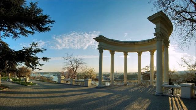 В СЕВАСТОПОЛЬСКОМ НЕБЕ смотреть онлайн