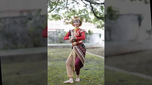 Sesion Foto TARI JUNJUNGAN BUAY PUUN смотреть онлайн