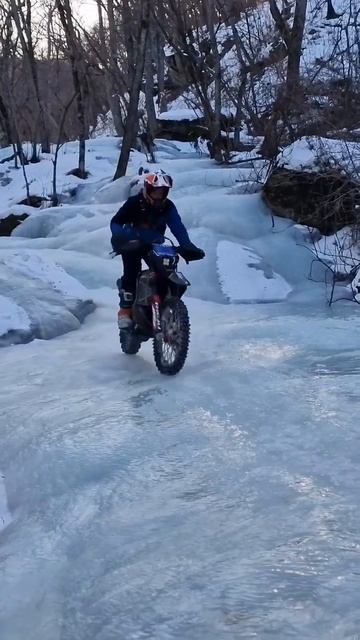 Ручей Врангель. #gasgasgas #hardenduro #enduro #rieju #short #sports смотреть онлайн