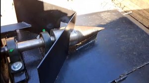 Финал сборки винтового дровокола