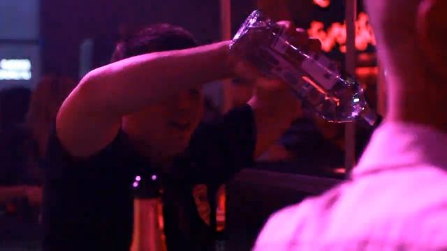 Если ночь, то Le Moloko! смотреть онлайн