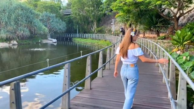 Брисбен, Австралия😁🦘🇦🇺 Самый удобный для жизни город 🌆 Катаемся🛴Едим 🍣Гуляем🌴 смотреть онлайн