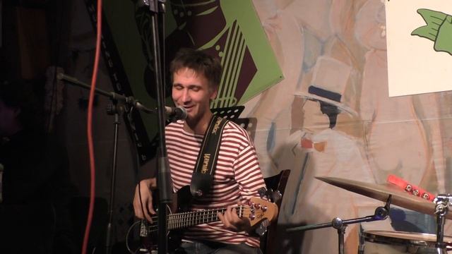 Coffeeshop - Зарисовка @ ЛитПон №132, Арт-кафе "С утра" 10.11.2014 смотреть онлайн