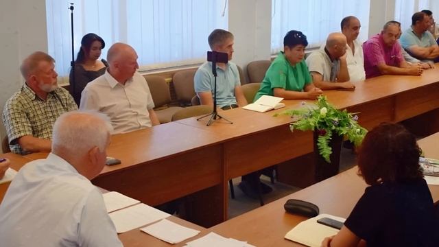 КОШМАРЯТ СОСЕДЕЙ! Цыгане наглеют и не желают жить по правилам смотреть онлайн