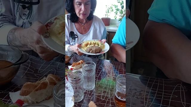 придорожное кафе . НИЧЕГО...вкусно смотреть онлайн