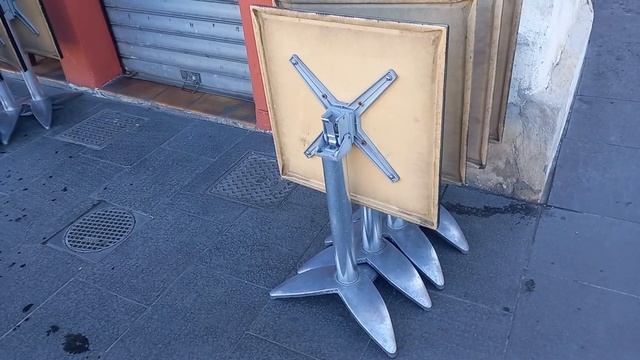 11.02.2023 Ницца. Столик в кафе смотреть онлайн