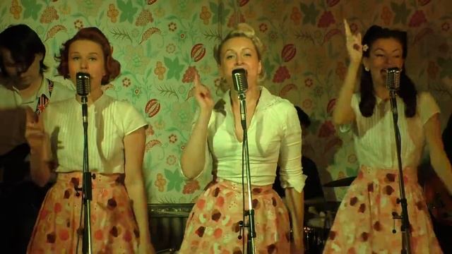 Marshmallows - Bang! Bang! Bang! @ Клуб "Дума" 19.08.2016 смотреть онлайн