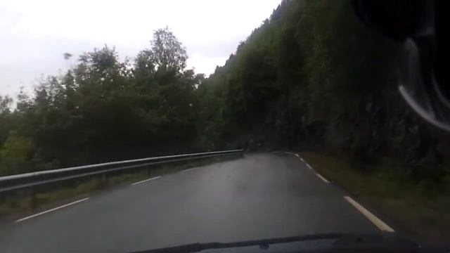 Норвегия 12 - Хорошо намотанный на руль водитель... смотреть онлайн