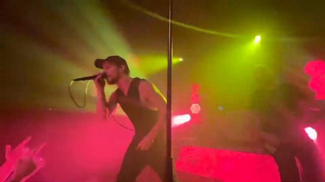 Russian Roulette by 10 Years live @ 2022 Summer Tour Albuquerque NM 4K 60fps смотреть онлайн