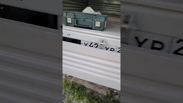 Уаз профи 4/2 наводим порядок в кузове.