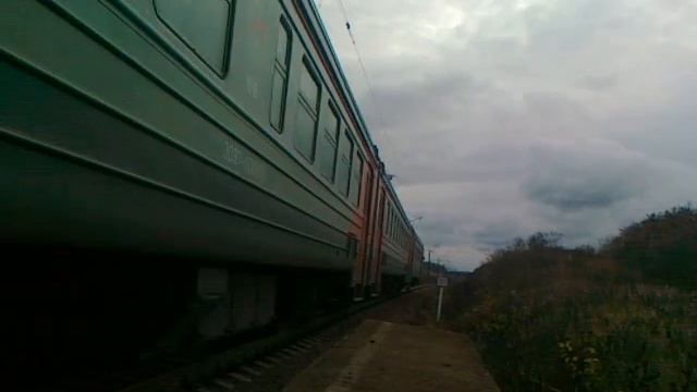 Электропоезд ЭД9Т-0008 смотреть онлайн