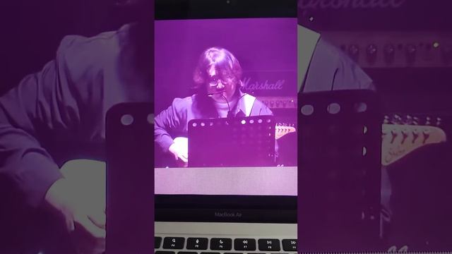 230211 Siwan at "whY I aM in Seoul" Fan Concert sings a cover for Pink City (Pink Sweat$) смотреть онлайн