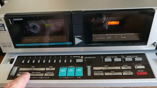 AIWA AD-WX22 (AD-WX220)  кассетная дека из 1984 года с кучей возможностей редактирования