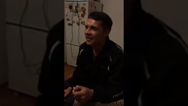 Парень не реально спел смотреть онлайн