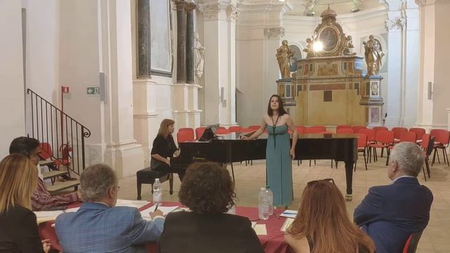 Addio del passato ( La Traviata) Yulia Kuchina смотреть онлайн