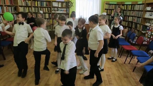 Предпасхальные танцы маленьких феодосийцев ЦДБ, 2023г смотреть онлайн