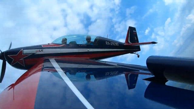 Extra 330LX смотреть онлайн