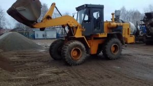 Погрузчик В-138 в работе