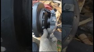 Редуктор от газ 66 [не едет], в газ 3309 д245 съело зубья.