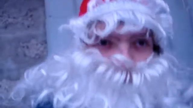 Дед Мороз таскает уголь смотреть онлайн