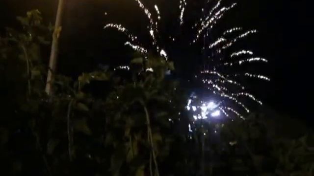 Салют к дню шахтёра. Донецк 28.8.2016 смотреть онлайн