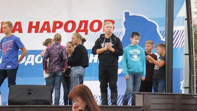 MVI 1193 ТАНЦОРЫ ПРОХЛАЖДАЮТСЯ! смотреть онлайн